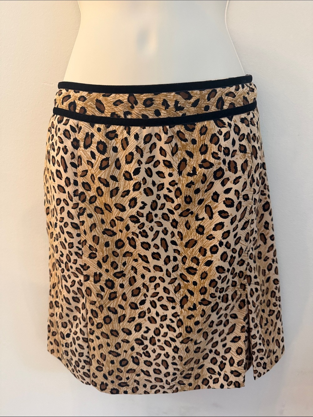 EP Pro Golf Leopard-Print Skort Black Waist Trim Size 10 Women’s Activewear